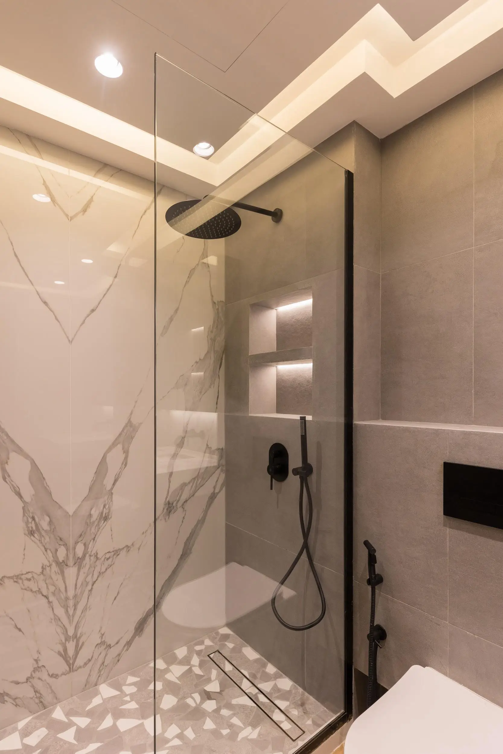 whatsapp_image_2025_04_25_at_15_20_09_1_1x